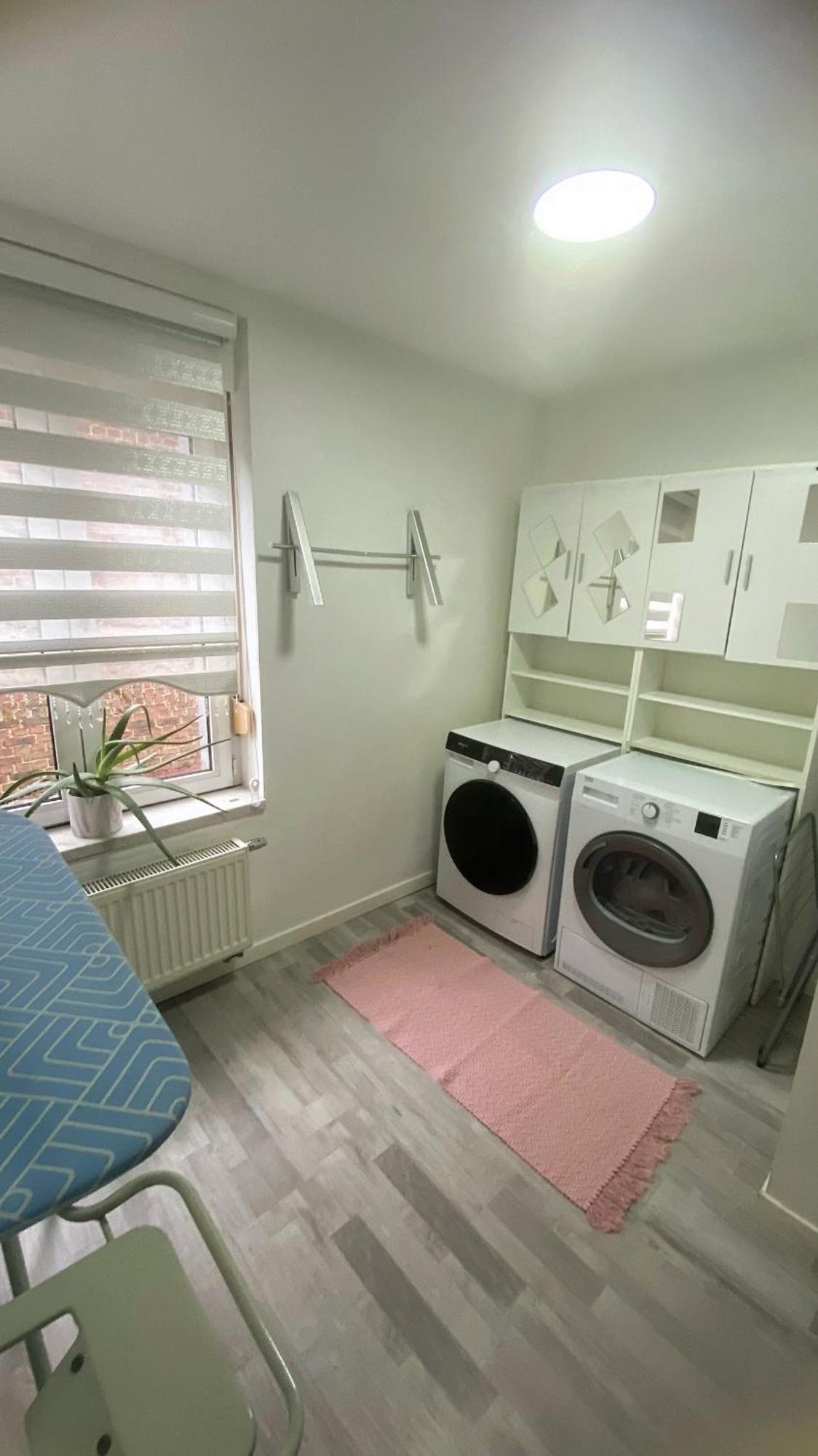 Next2Airport - Appartement House Of Lions Ransart ภายนอก รูปภาพ